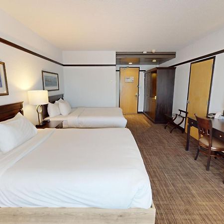 Hotel Le Montagnais Saguenay Ngoại thất bức ảnh