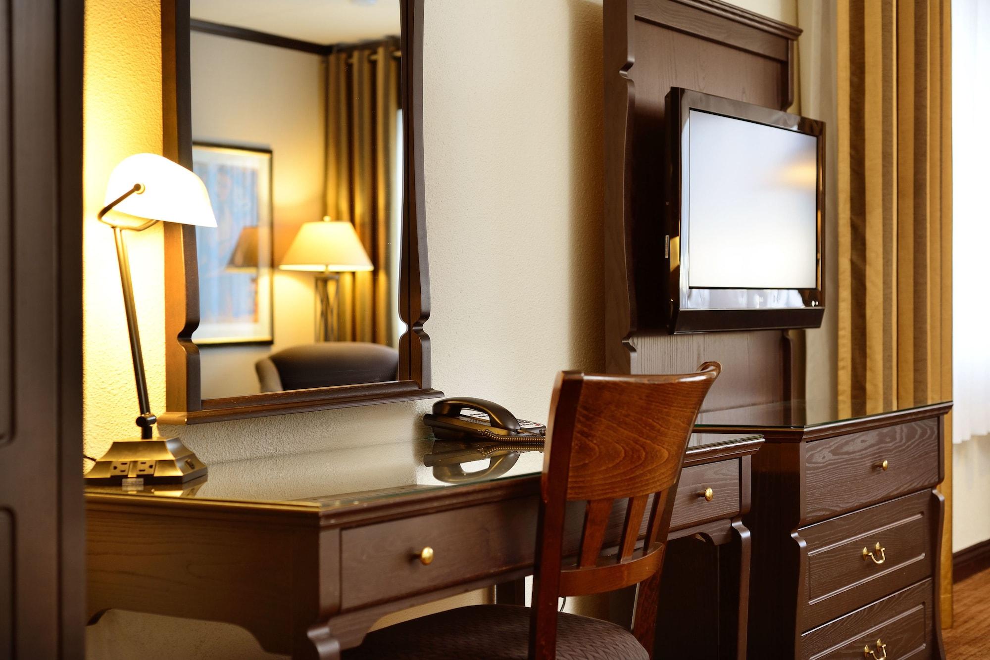 Hotel Le Montagnais Saguenay Ngoại thất bức ảnh