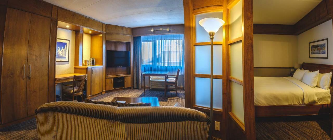 Hotel Le Montagnais Saguenay Ngoại thất bức ảnh