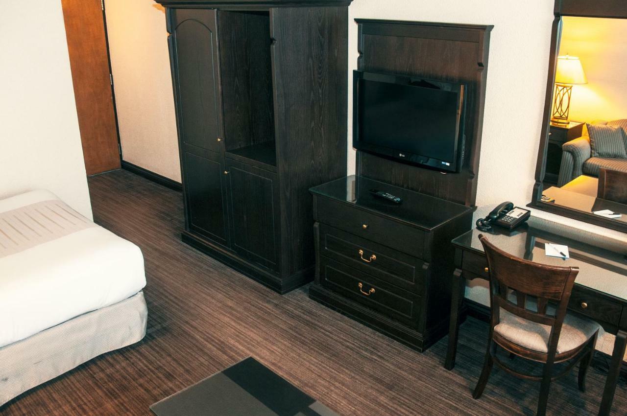 Hotel Le Montagnais Saguenay Ngoại thất bức ảnh